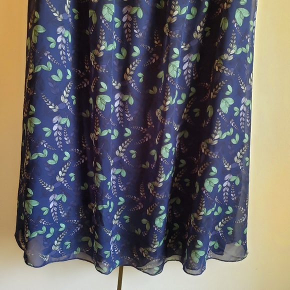 Lularoe Lola Skirt - Picture 3 of 6